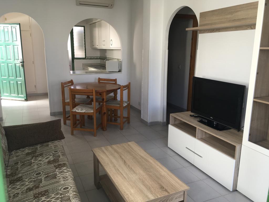 Apartamentos Torrelaguna Vera Εξωτερικό φωτογραφία