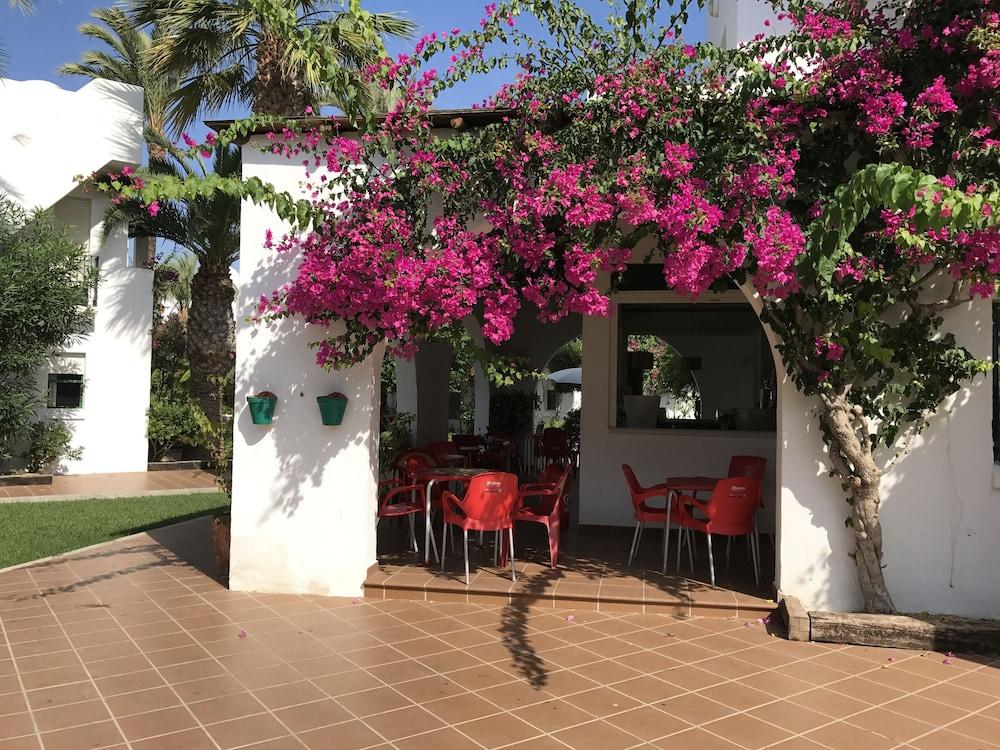 Apartamentos Torrelaguna Vera Εξωτερικό φωτογραφία