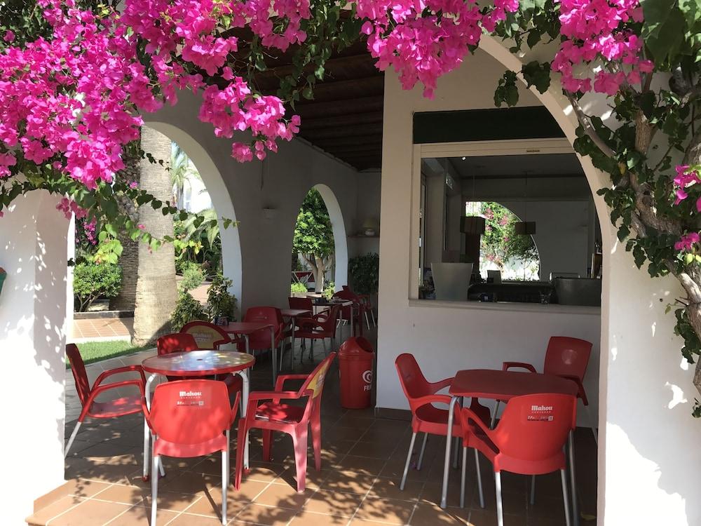 Apartamentos Torrelaguna Vera Εξωτερικό φωτογραφία