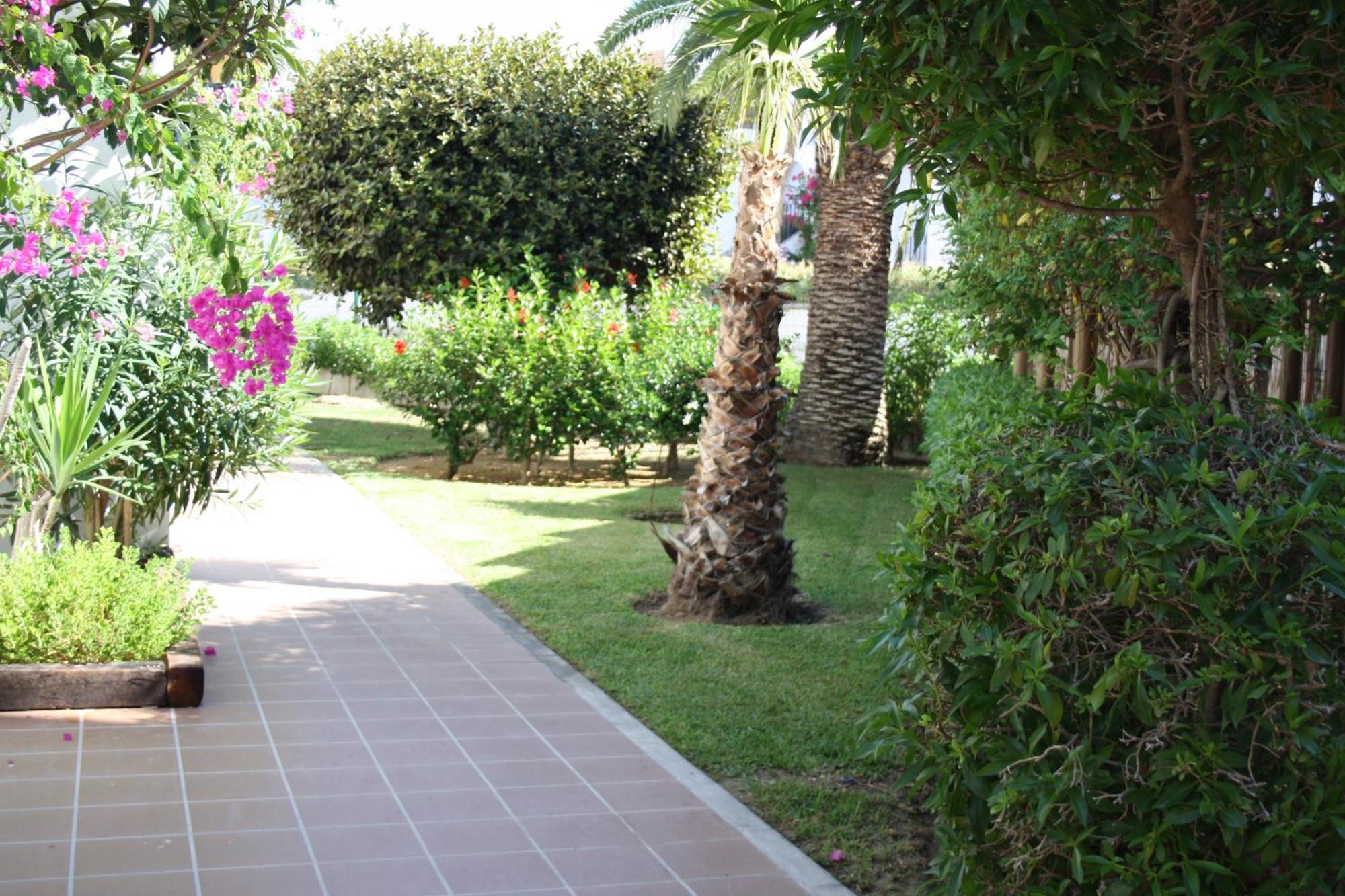 Apartamentos Torrelaguna Vera Εξωτερικό φωτογραφία