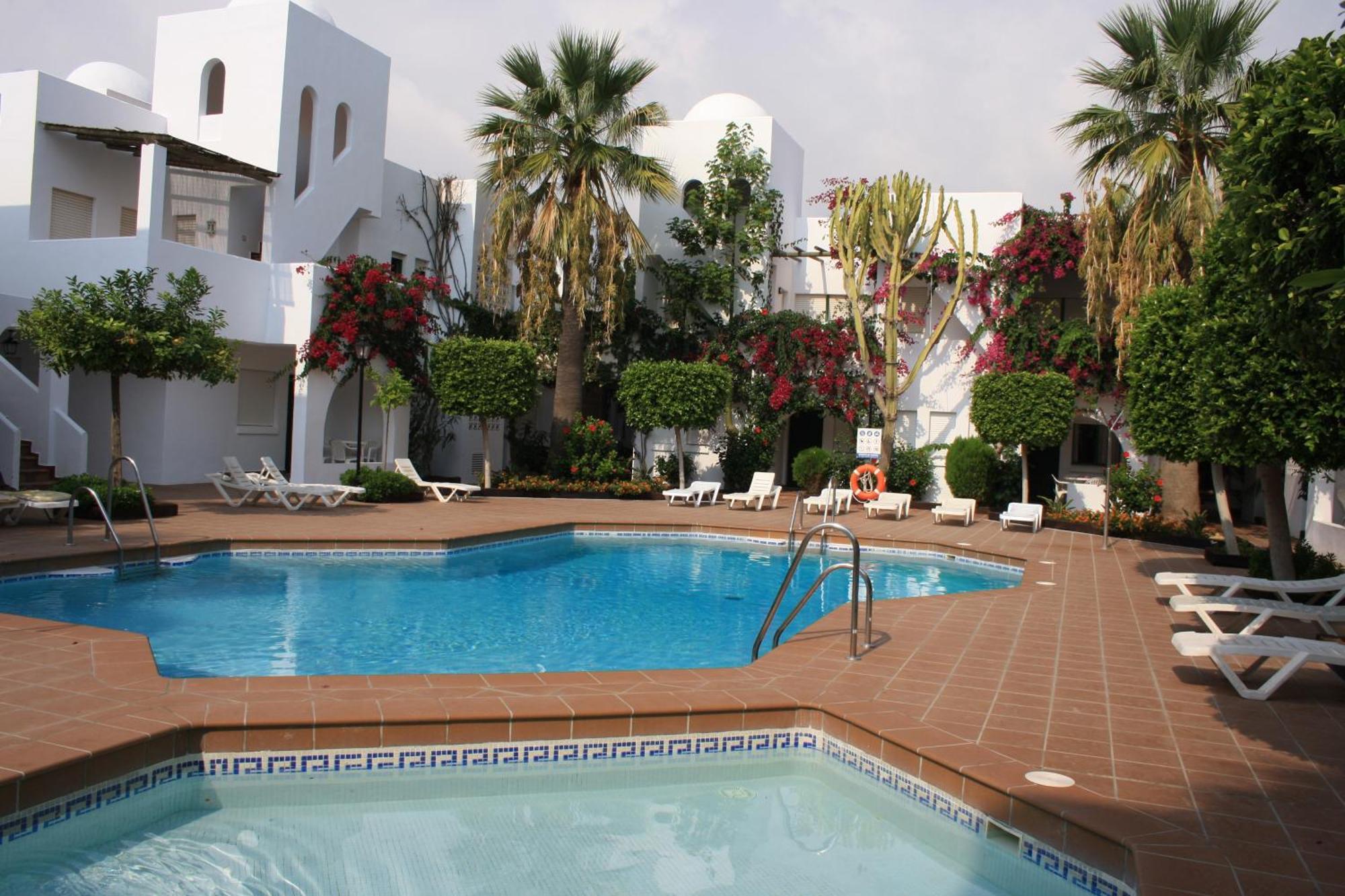 Apartamentos Torrelaguna Vera Εξωτερικό φωτογραφία