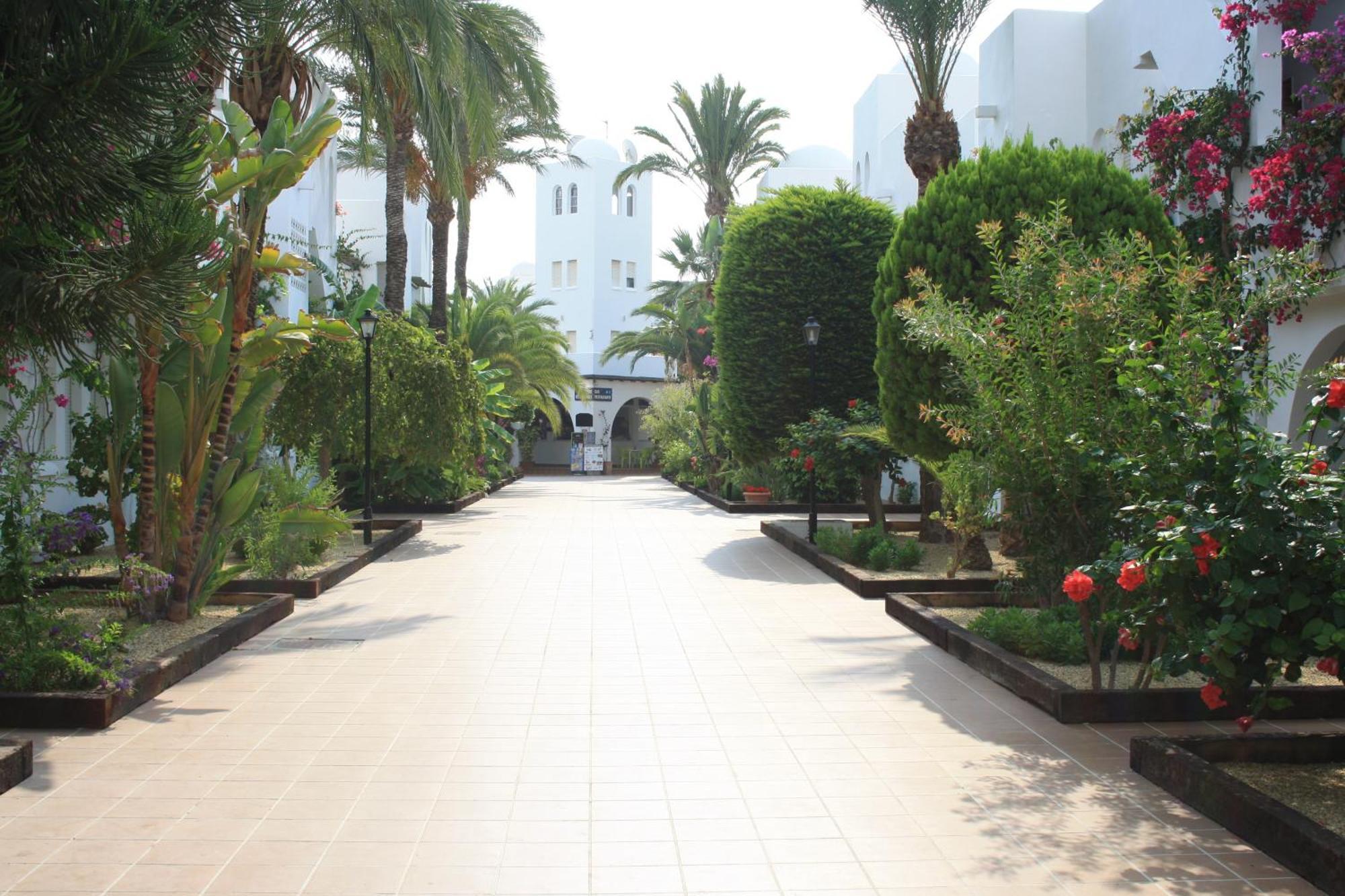 Apartamentos Torrelaguna Vera Εξωτερικό φωτογραφία